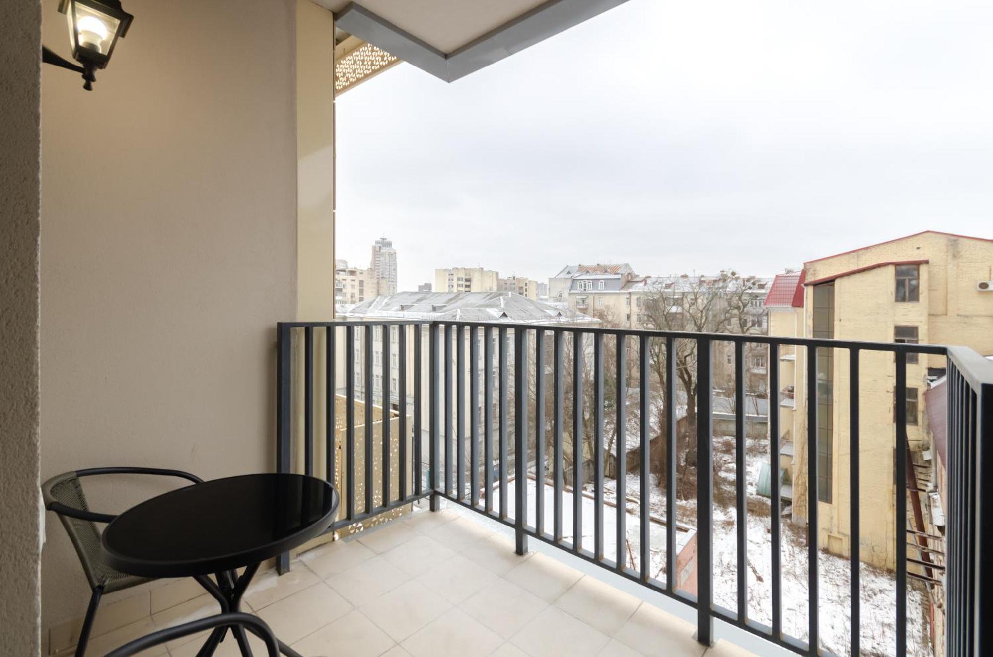 Petrovdom 166-3B In Beautiful Apartments In Rc "Yaroslaviv Grad" Kiev Luaran gambar