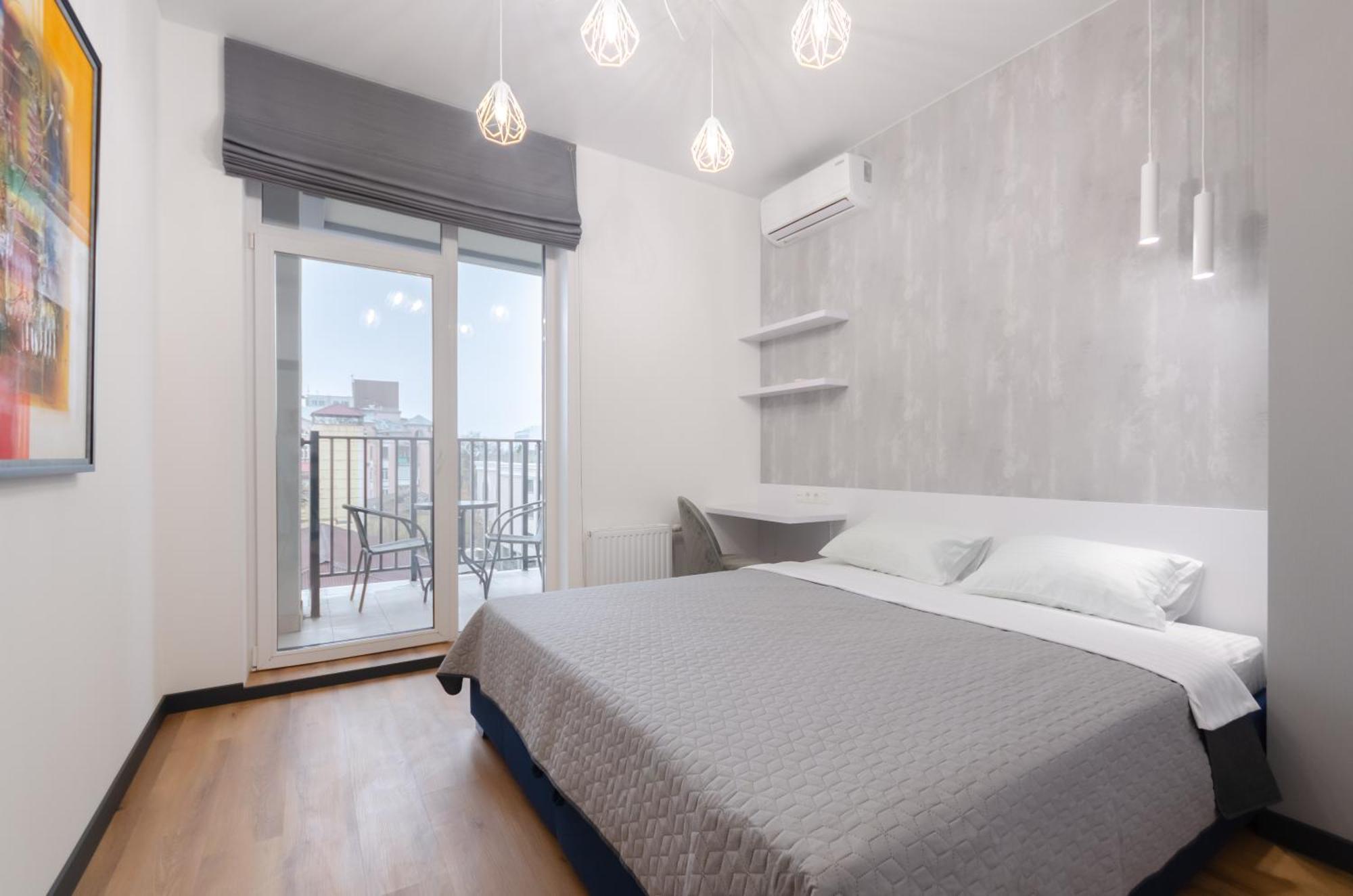 Petrovdom 166-3B In Beautiful Apartments In Rc "Yaroslaviv Grad" Kiev Luaran gambar