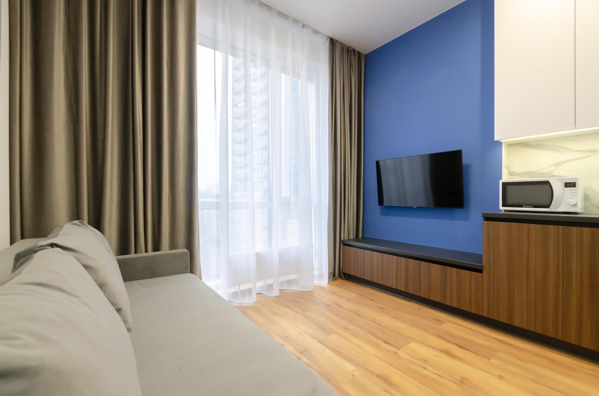 Petrovdom 166-3B In Beautiful Apartments In Rc "Yaroslaviv Grad" Kiev Luaran gambar